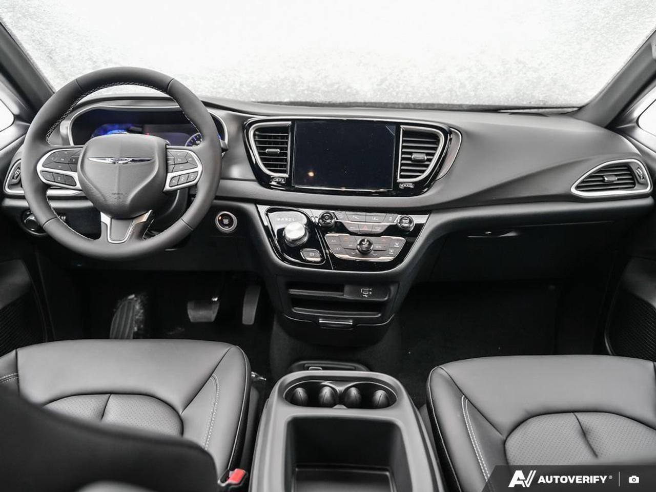 2026 Chrysler Grand Caravan SXT Front-Wheel Drive Passenger Van Photo