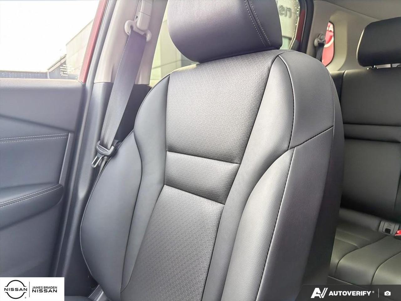 2026 Nissan Rogue AWD SV Dark Armor Photo