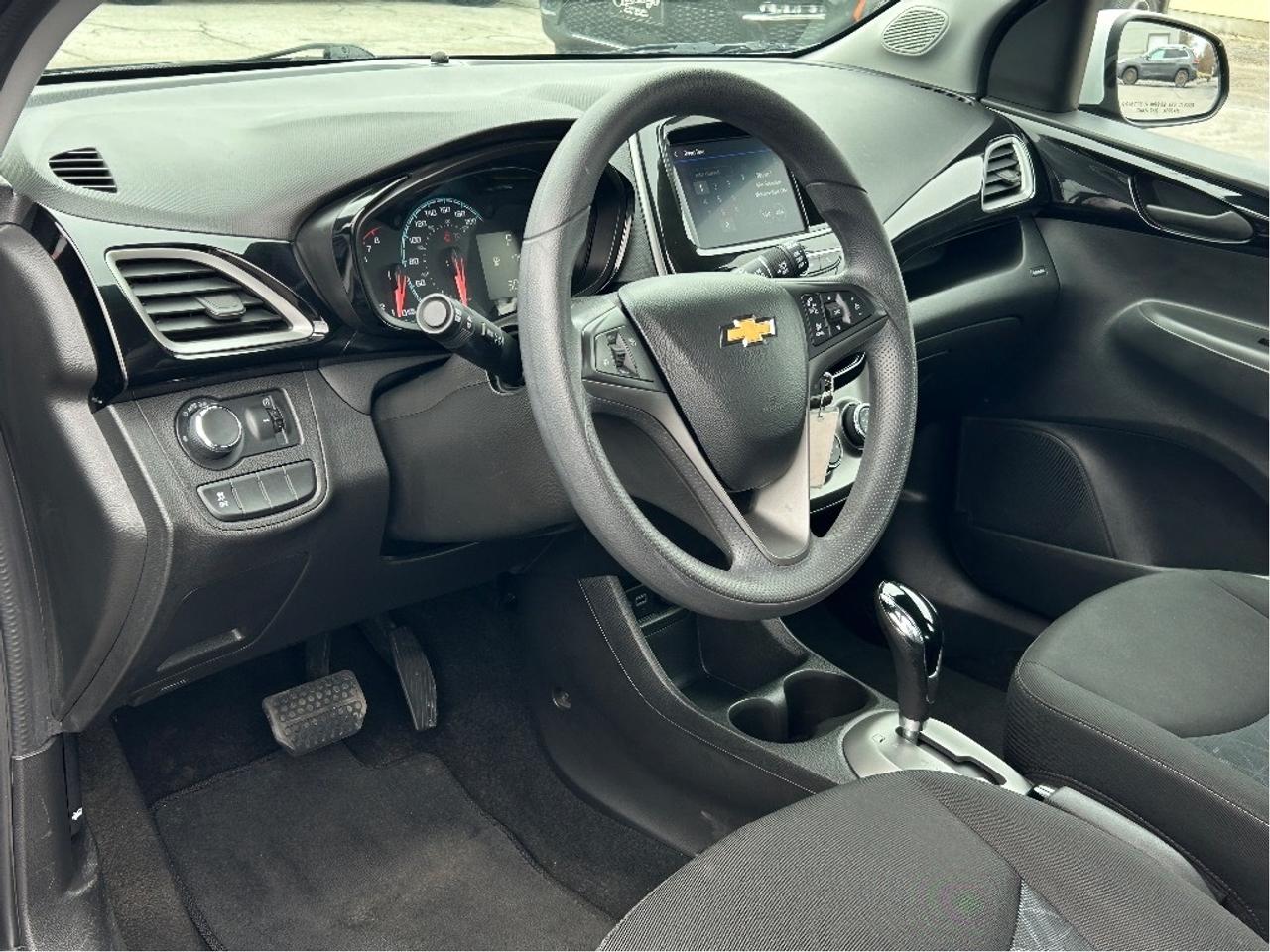 2022 Chevrolet Spark 1LT 30K KMS CALL PICTON 613-476-2188 Photo