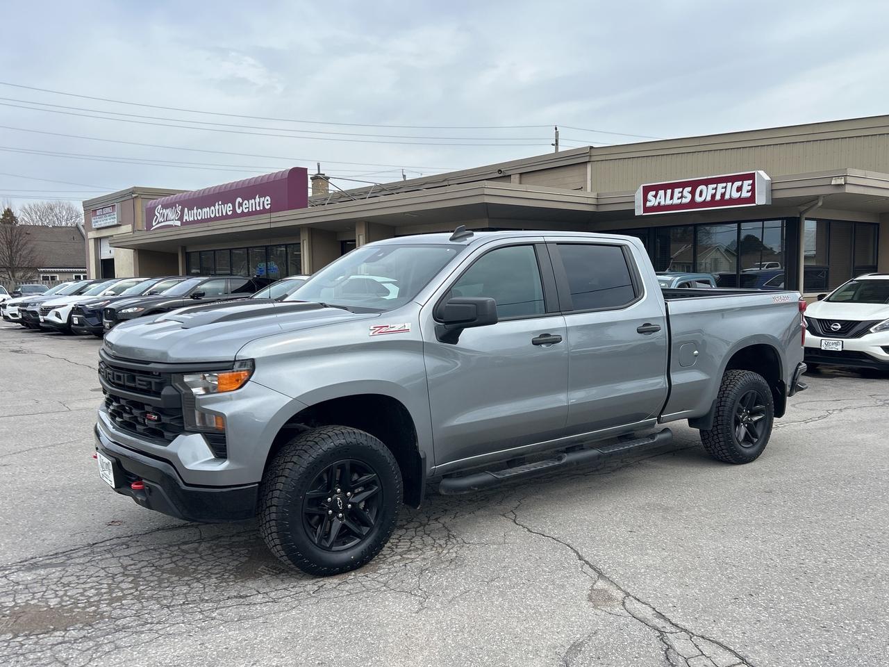 2023 Chevrolet Silverado 1500 TRAILBOSS/BACK UP CAM/4X4 CALL PICTON 613-476-2188 Photo