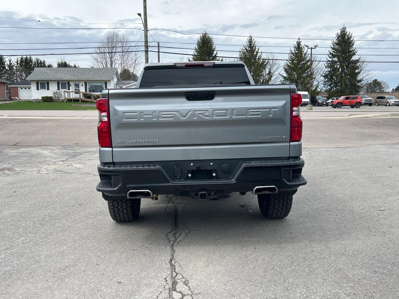 2023 Chevrolet Silverado 1500 TRAILBOSS/BACK UP CAM/4X4 CALL PICTON 613-476-2188 Photo4