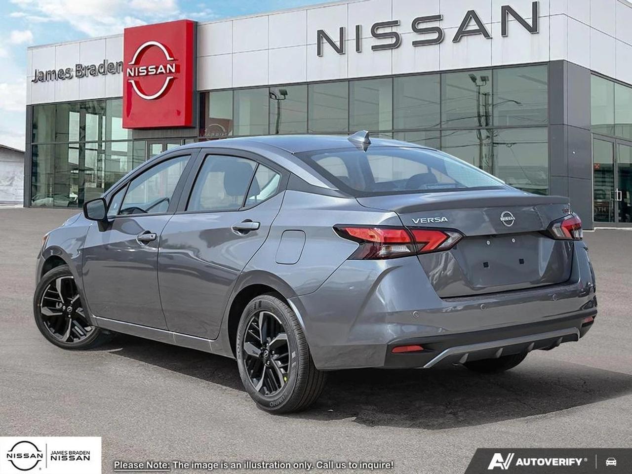 2025 Nissan Versa SR CVT Photo