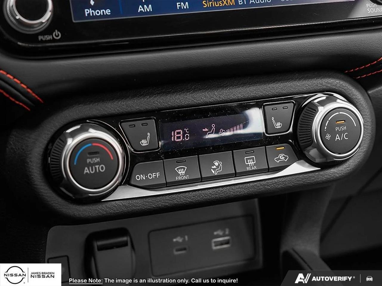 2025 Nissan Versa SR CVT Photo