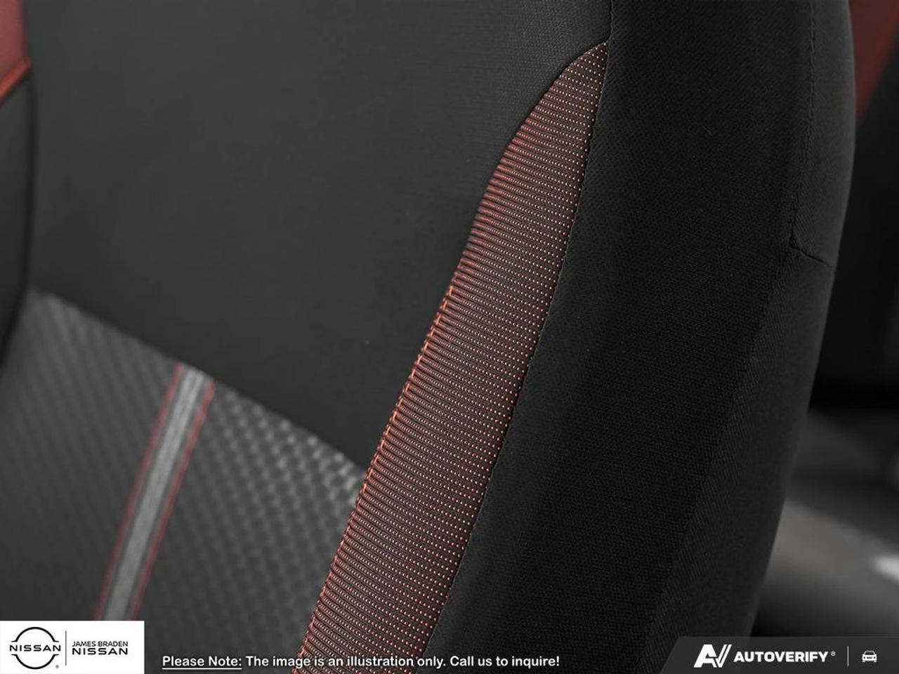 2025 Nissan Versa SR CVT Photo