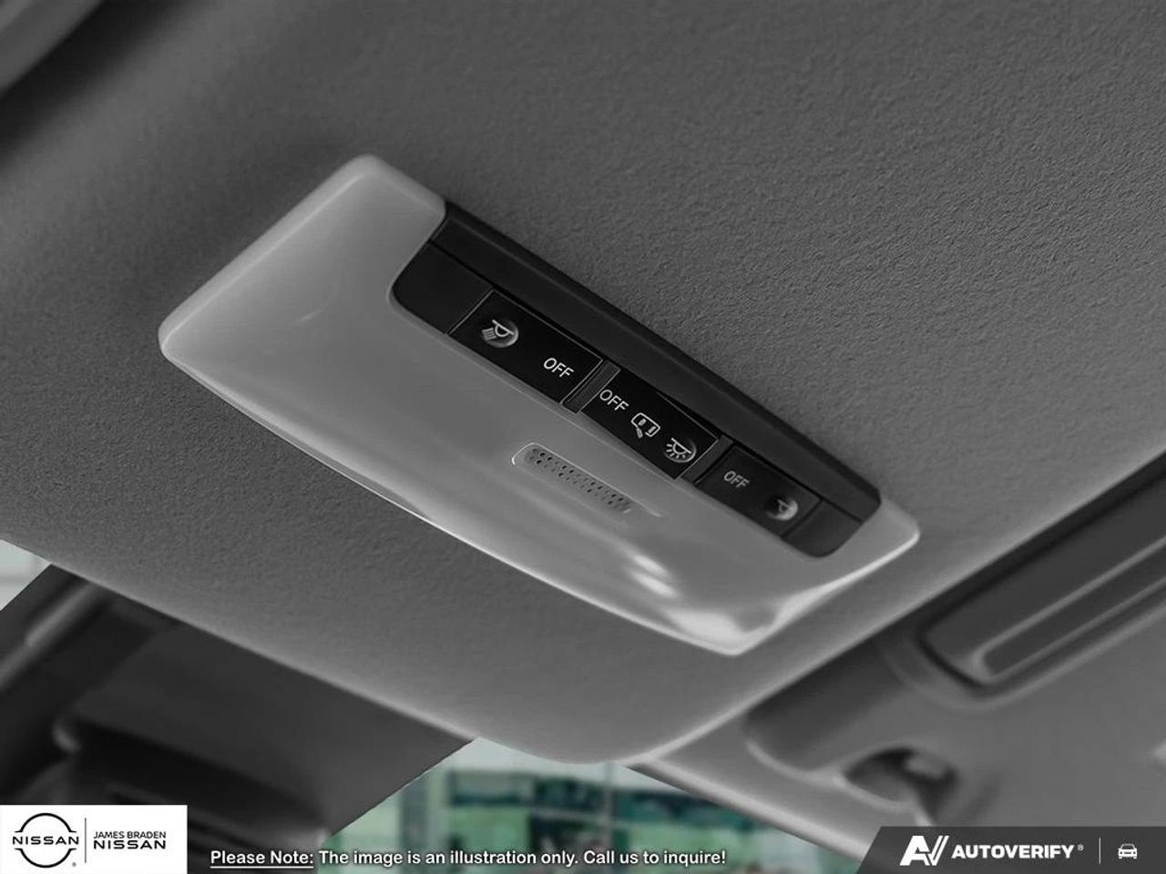 2025 Nissan Versa SR CVT Photo