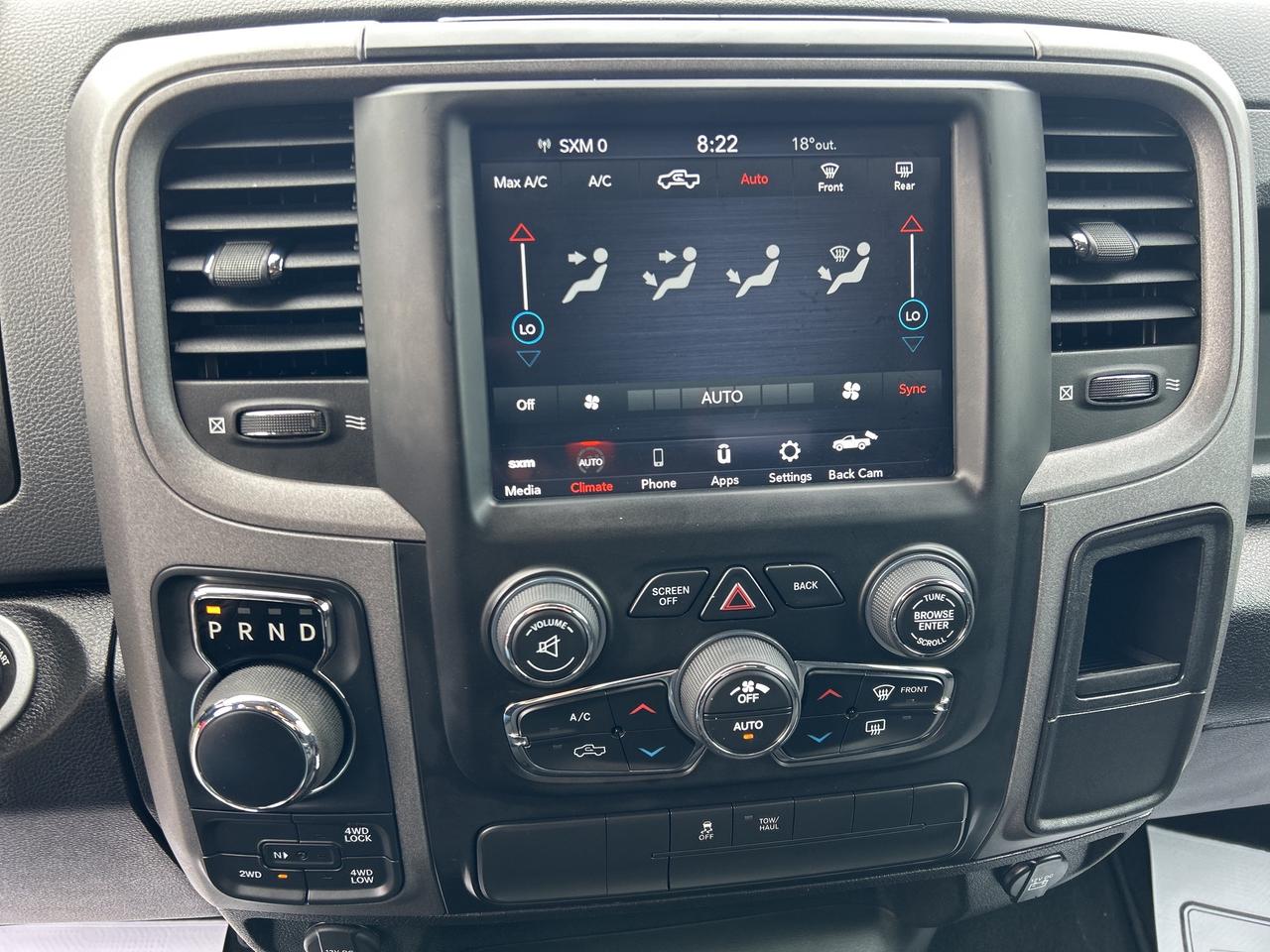 2020 RAM 1500 Classic EXPRESS/BACK UP CAM/4X4 CALL PICTON 613-476-2188 Photo