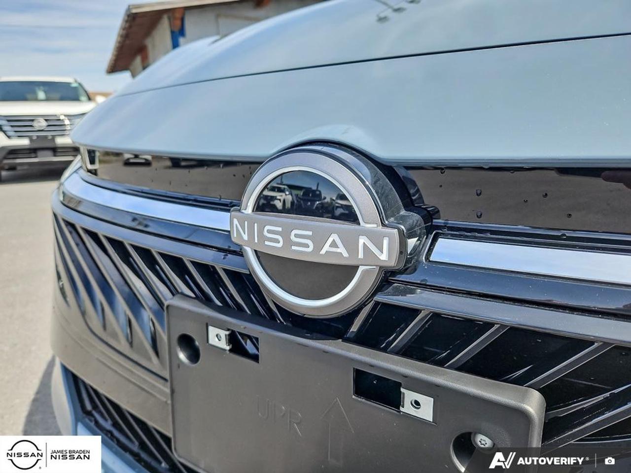 2026 Nissan Sentra SR SEDAN Photo