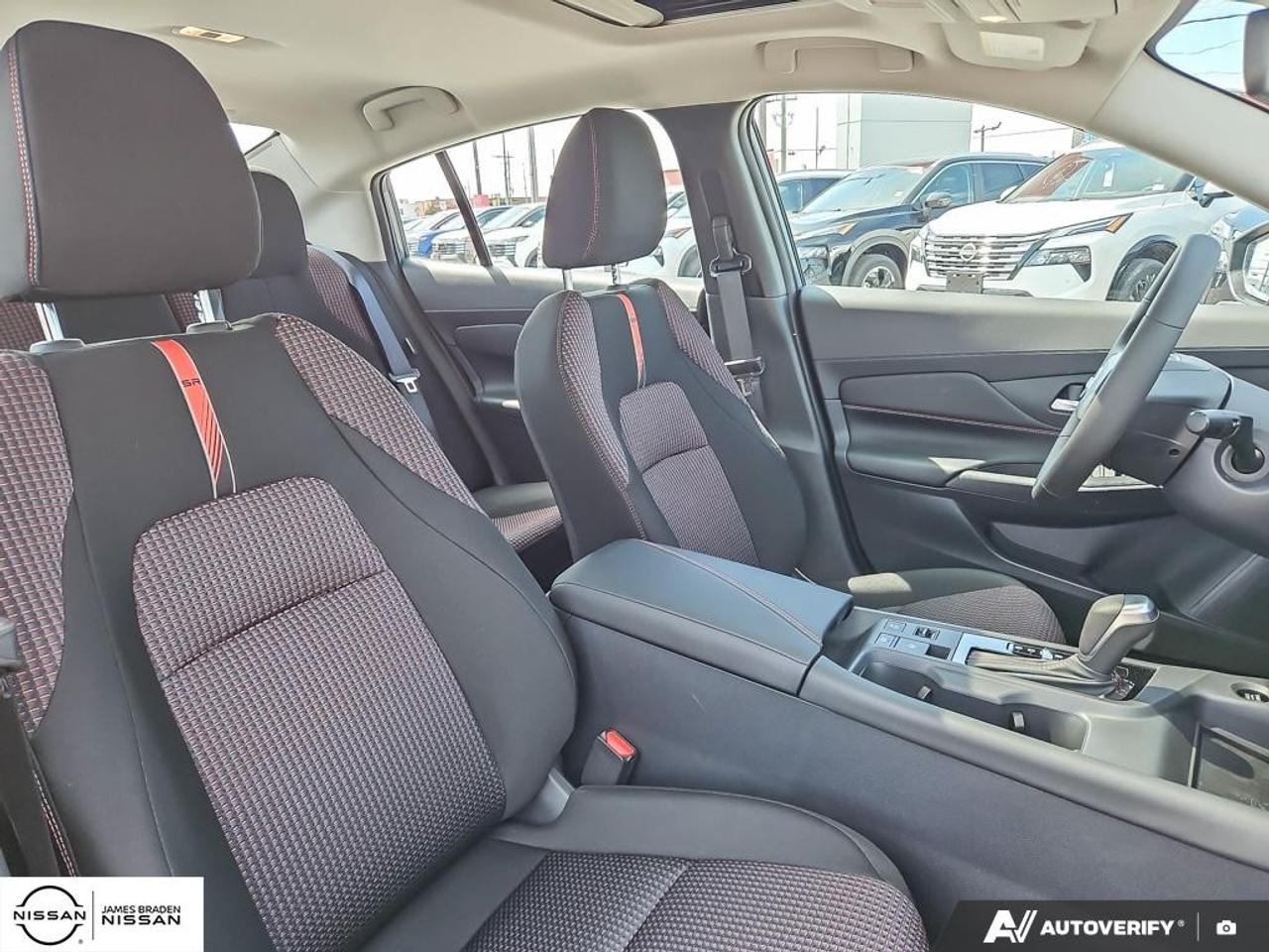 2026 Nissan Sentra SR SEDAN Photo