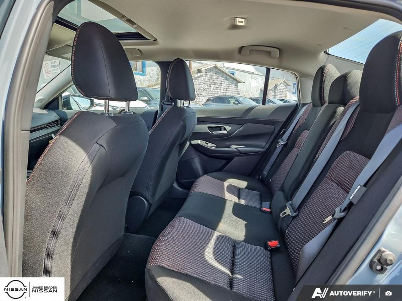 2026 Nissan Sentra SR SEDAN Photo