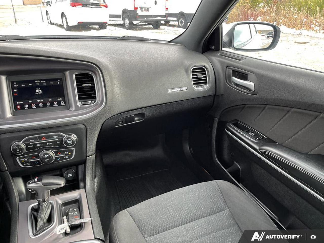 2020 Dodge Charger R/T | Hemi V8 | Apple Carplay | Android Auto | Vinyl Floors | Photo