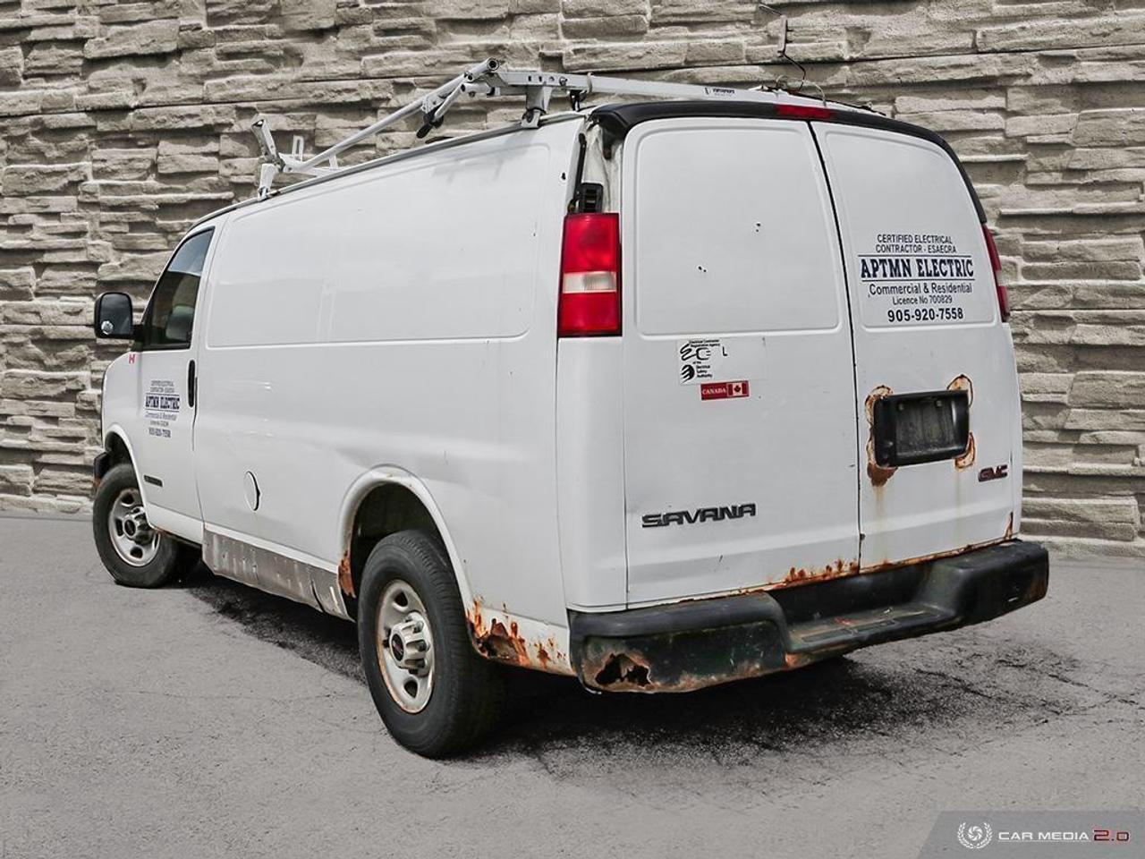 2003 GMC Savana Standard Rear-wheel Drive G2500 Cargo Van Photo3