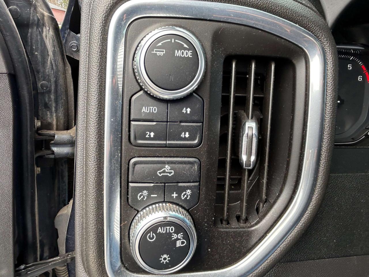 2022 GMC Sierra 1500 Limited SLE/BACKUP CAM/MULTIPRO TAILGATE/ CALL BELLEVILL Photo