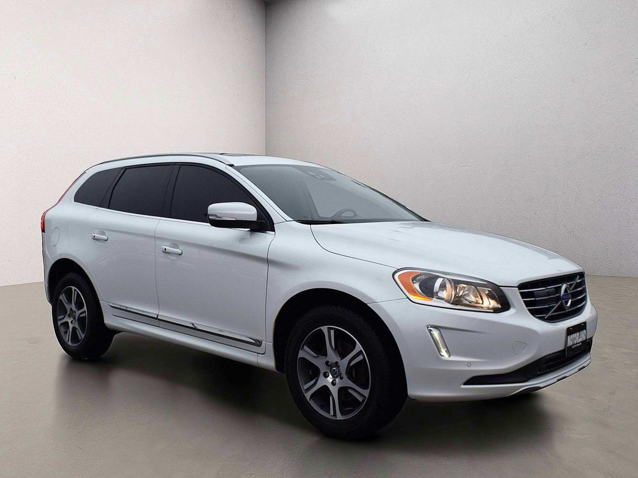 2015 Volvo XC60 T6 Premier Plus Photo