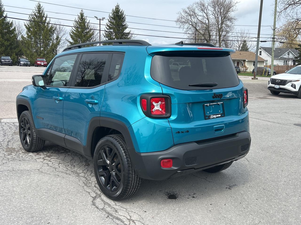 2022 Jeep Renegade ALTITUDE/4X4/LEATHER/BACK UP CAM CALL PICTON Photo