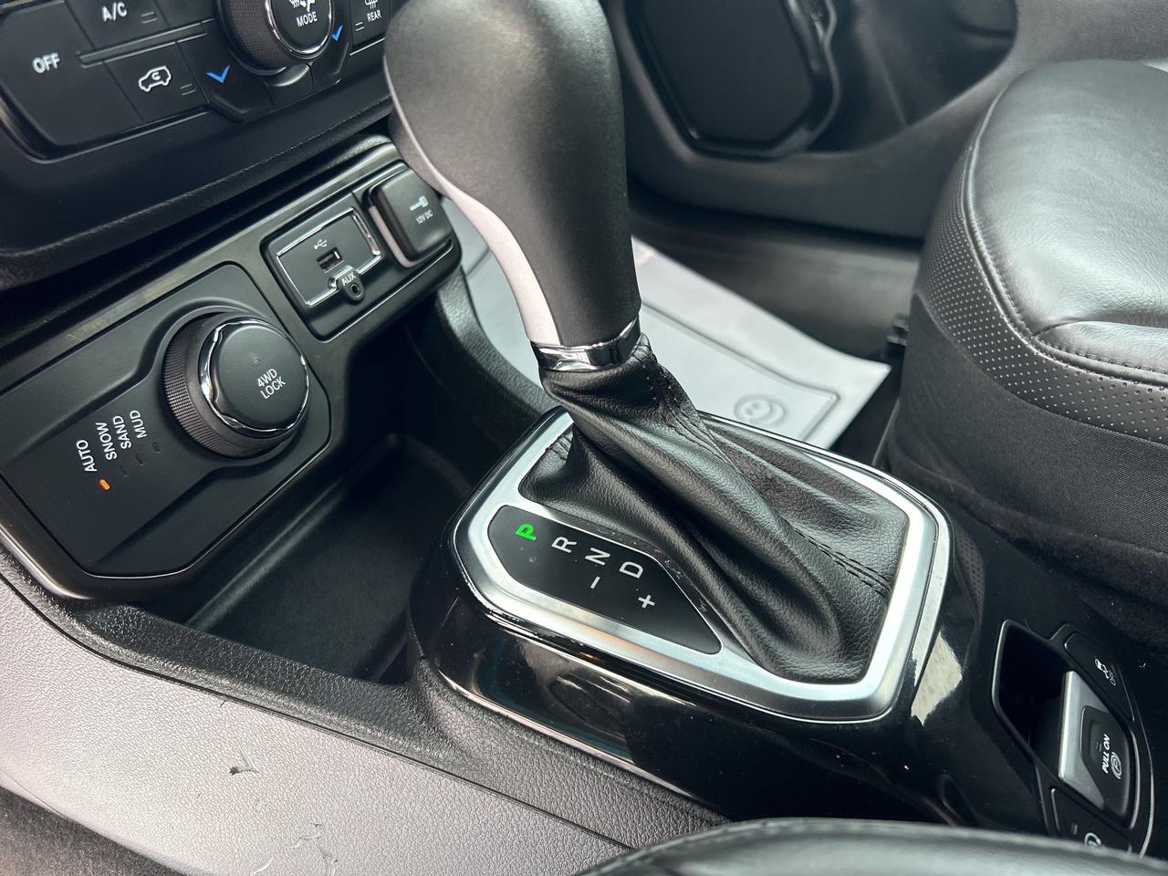 2022 Jeep Renegade ALTITUDE/4X4/LEATHER/BACK UP CAM CALL PICTON Photo
