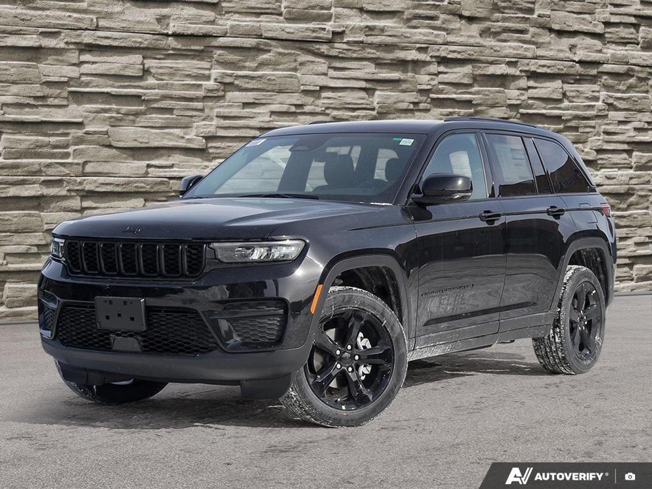 2025 Jeep Grand Cherokee Laredo 4dr 4x4 Photo