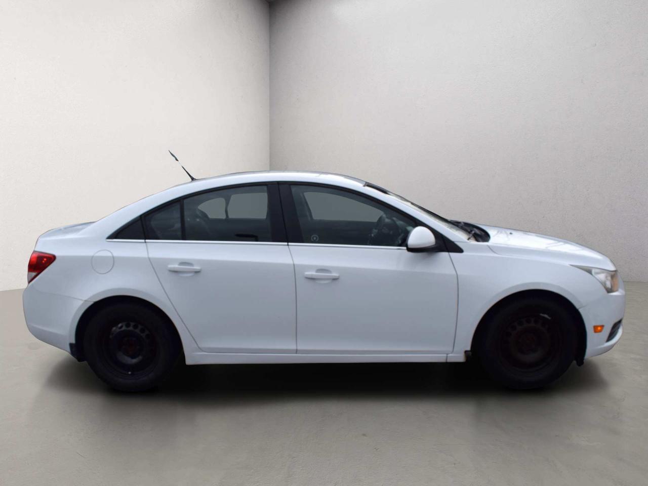 2014 Chevrolet Cruze 1LT Photo