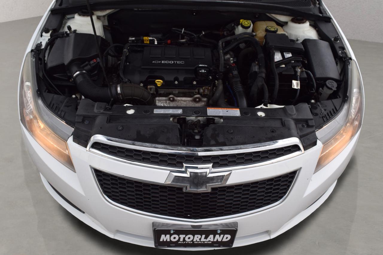 2014 Chevrolet Cruze 1LT Photo