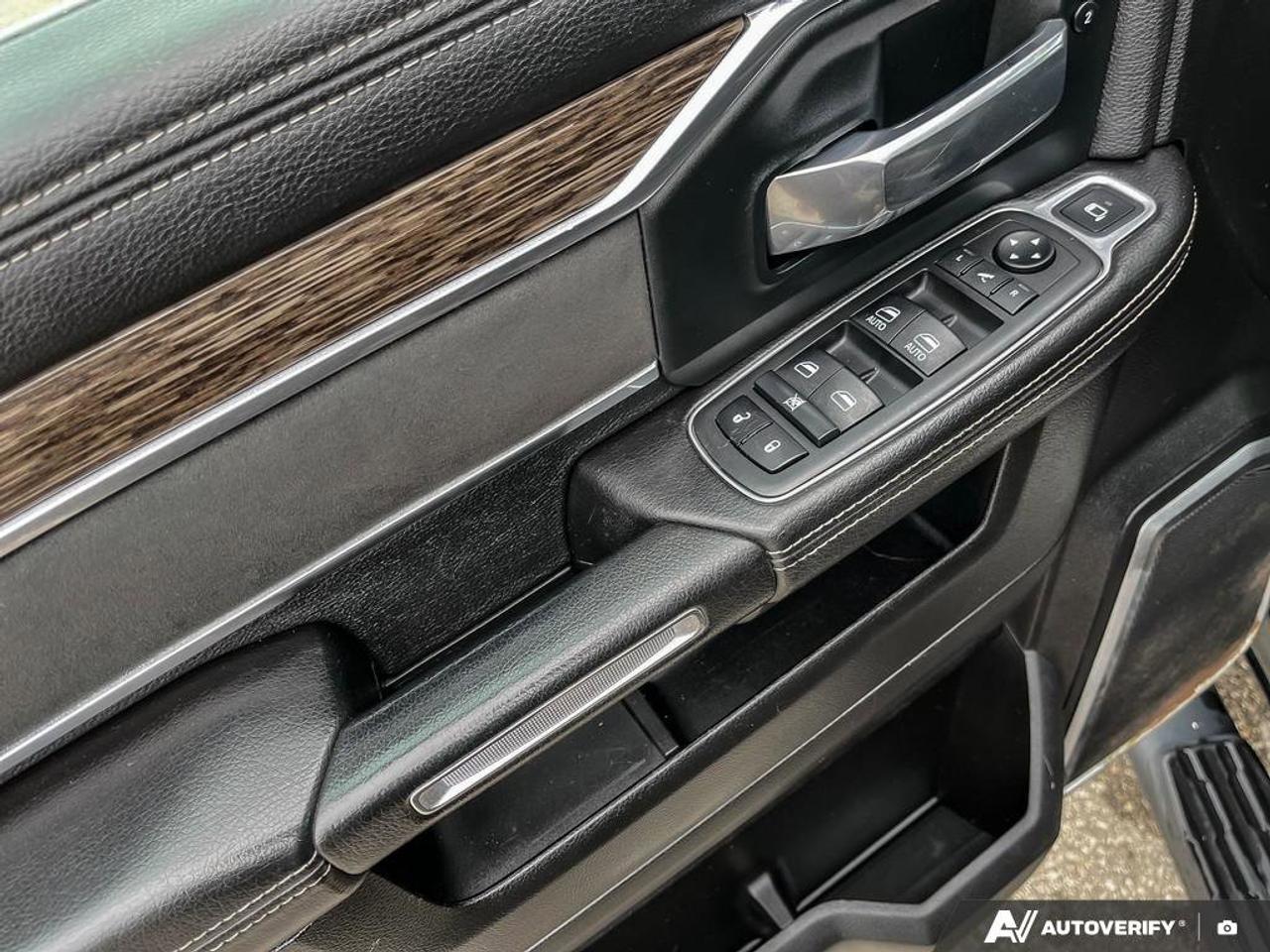 2019 RAM 2500 Laramie | 6.7L Cummins Diesel | Leather | Nav | Sunroof | Cooled + Heated Seats | New Tires | Photo