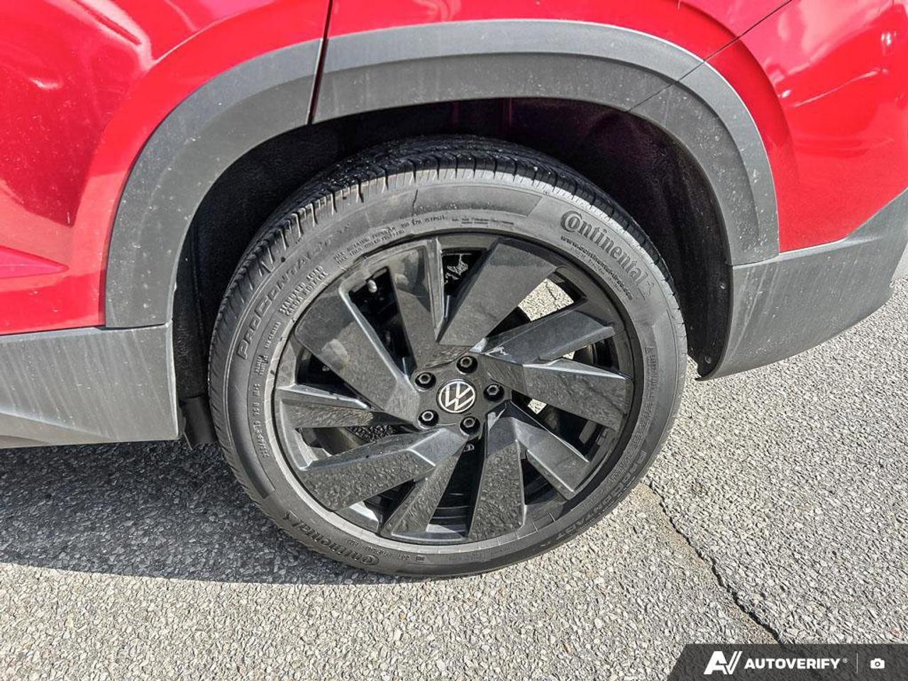 2023 Volkswagen Taos Highline | Leather | Nav | Panoramic Sunroof | Ventilated Seats | Beats Audio System | 19 Alloys Photo