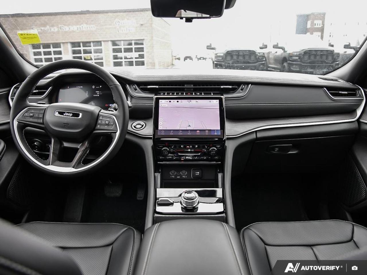 2025 Jeep Grand Cherokee Limited 4dr 4x4 Photo