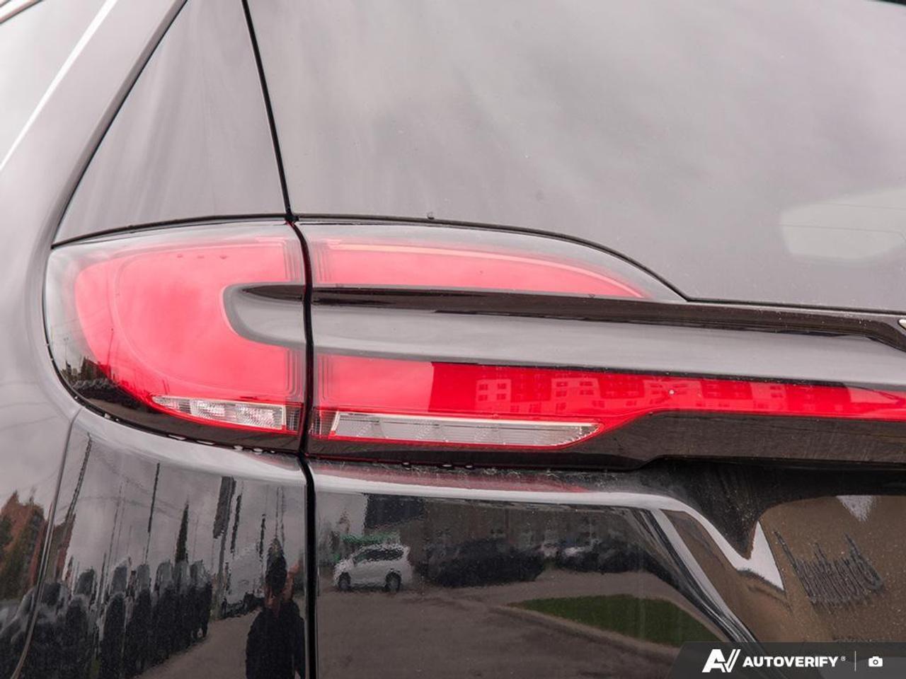 2026 Chrysler Pacifica Select Front-Wheel Drive Passenger Van Photo