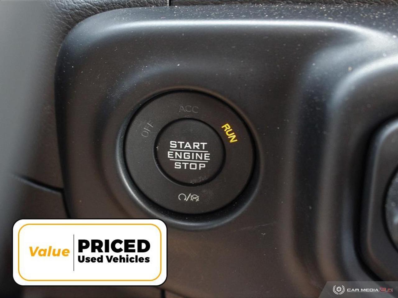 2021 Jeep WRANGLER UNLIMITED Sahara 4dr 4x4 Photo