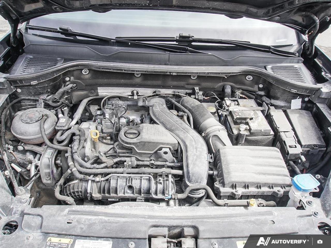 2024 Volkswagen Taos Trendline 4dr Front-Wheel Drive Photo