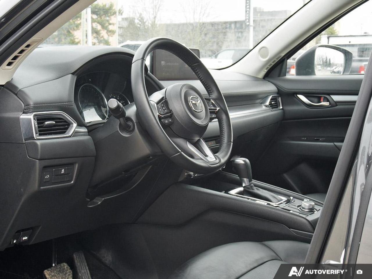 2025 Mazda CX-5  Photo