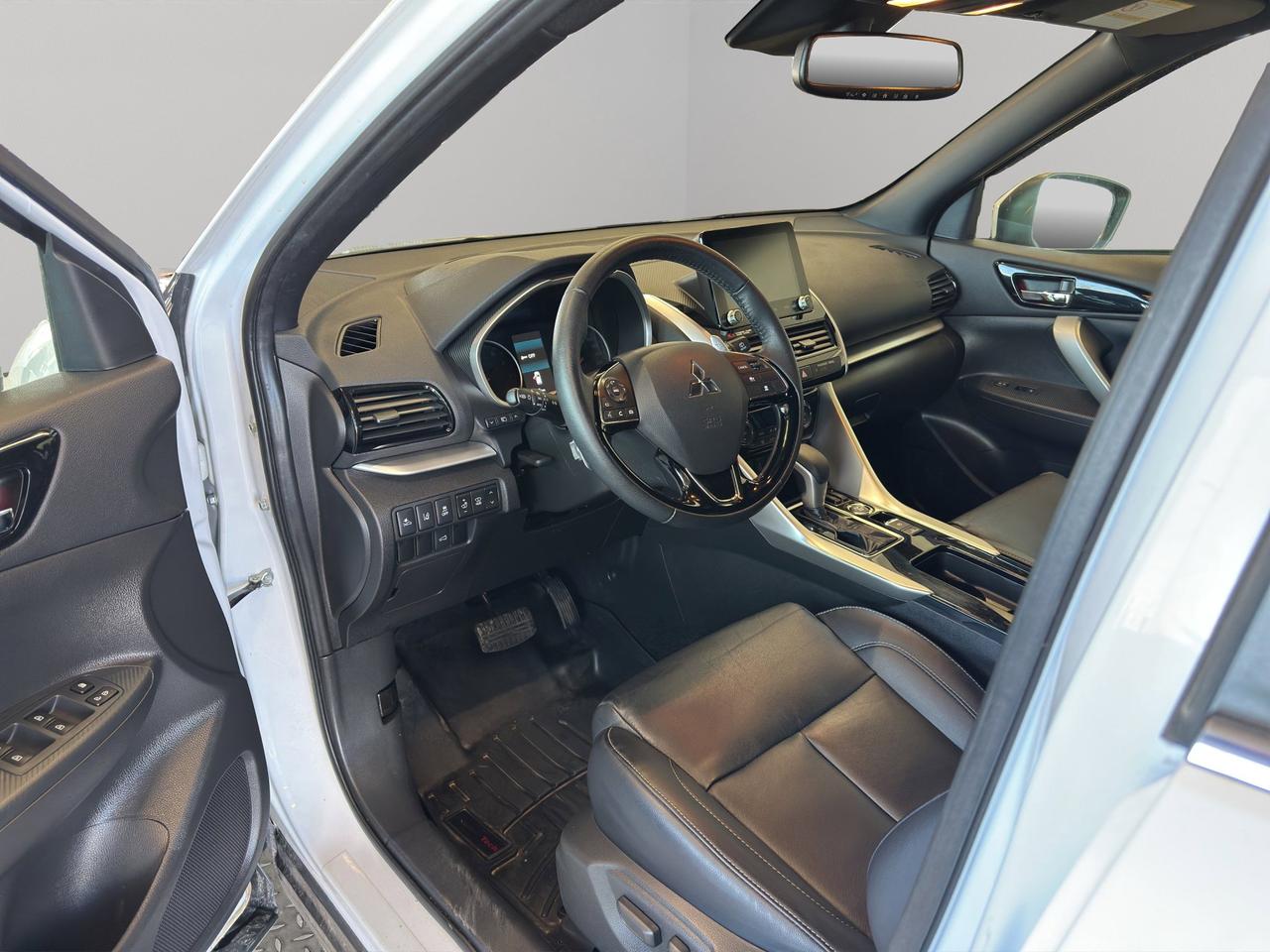 2024 Mitsubishi Eclipse Cross GT | Reverse Cam | Heated Seats Photo