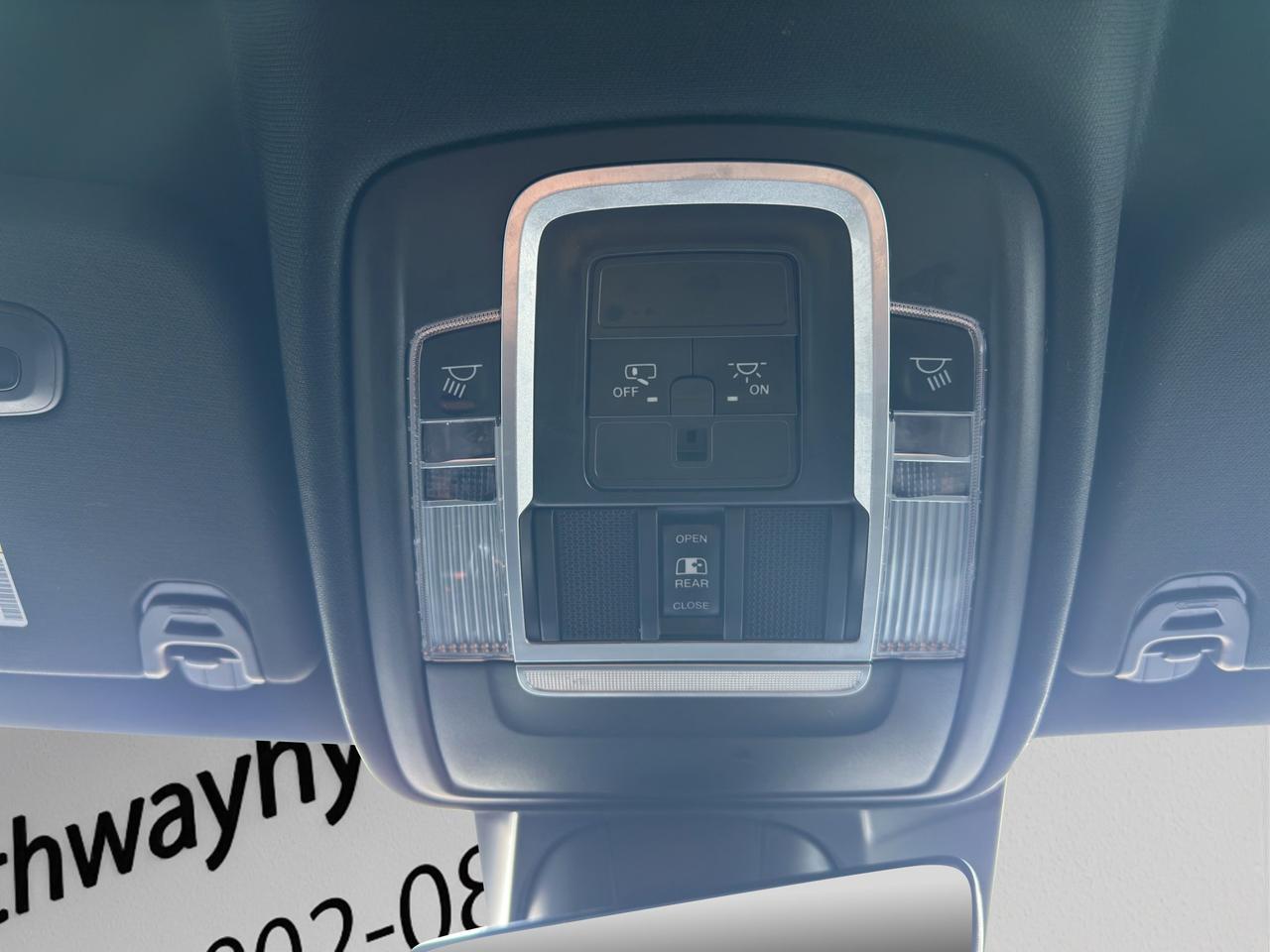 2021 RAM 1500 Sport | Reverse Cam | Heated Seats | Sunroof Photo