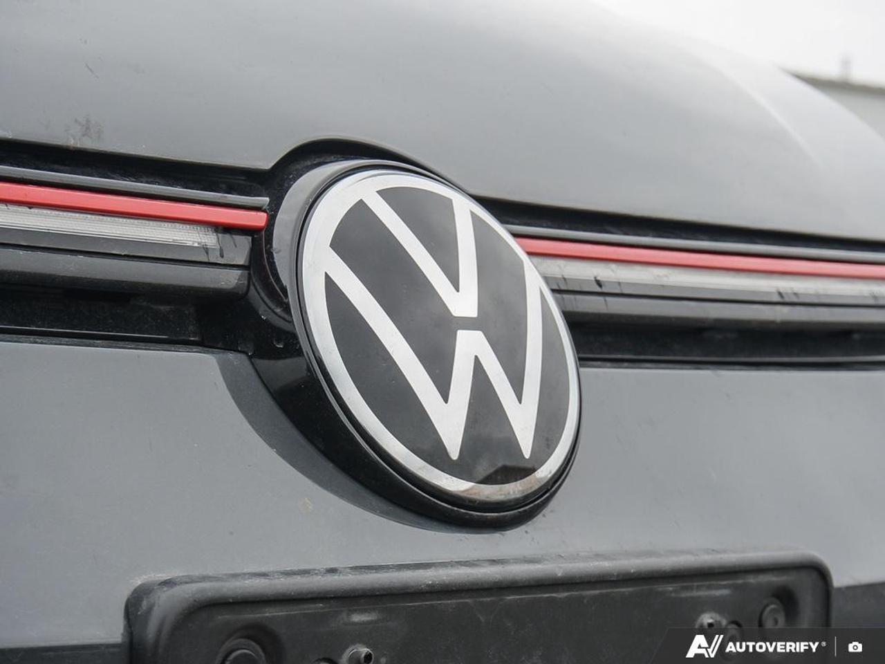 2024 Volkswagen Golf GTI 380 Performance 4dr Hatchback Photo