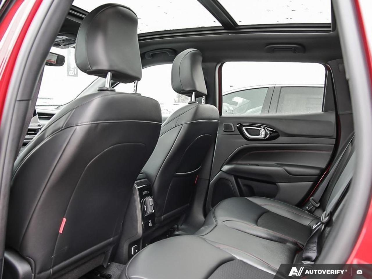 2026 Jeep Compass Trailhawk 4dr 4x4 Photo