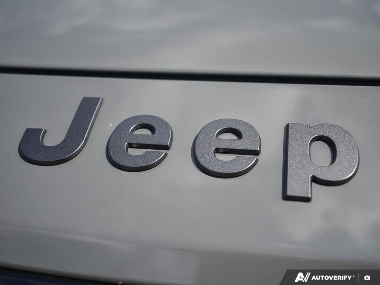 2026 Jeep Cherokee Laredo/Limited 4dr 4x4 Photo