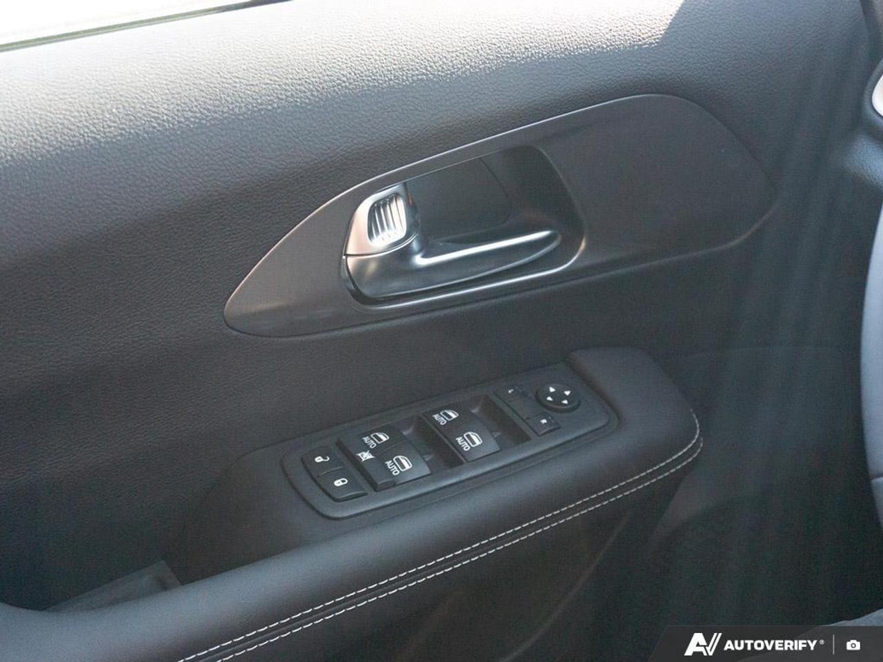 2026 Chrysler Grand Caravan SXT Front-Wheel Drive Passenger Van Photo