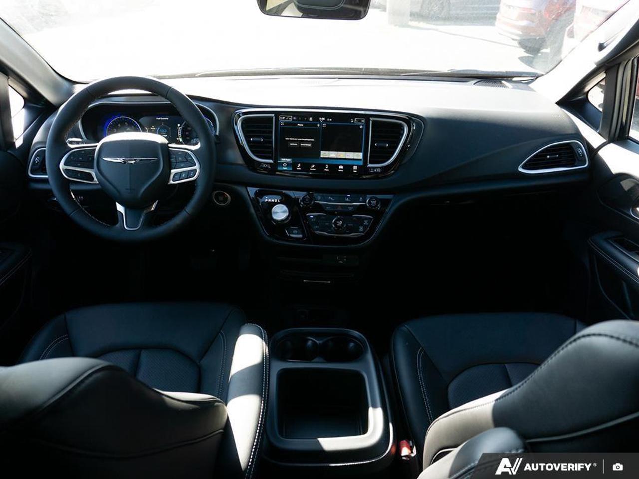 2026 Chrysler Grand Caravan SXT Front-Wheel Drive Passenger Van Photo