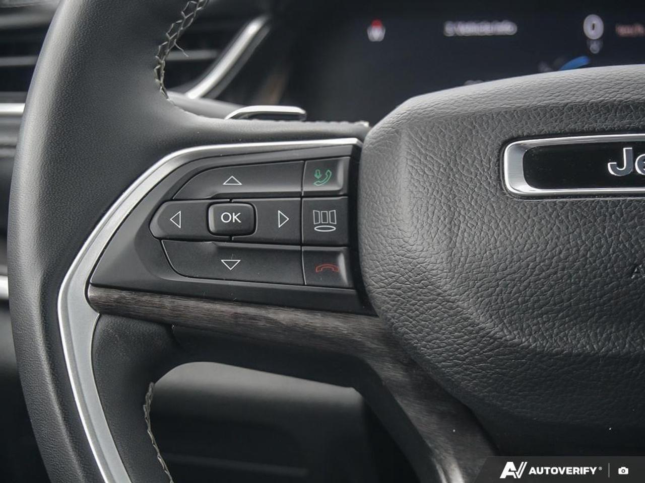 2024 Jeep Grand Cherokee L Limited 4dr 4x4 Photo