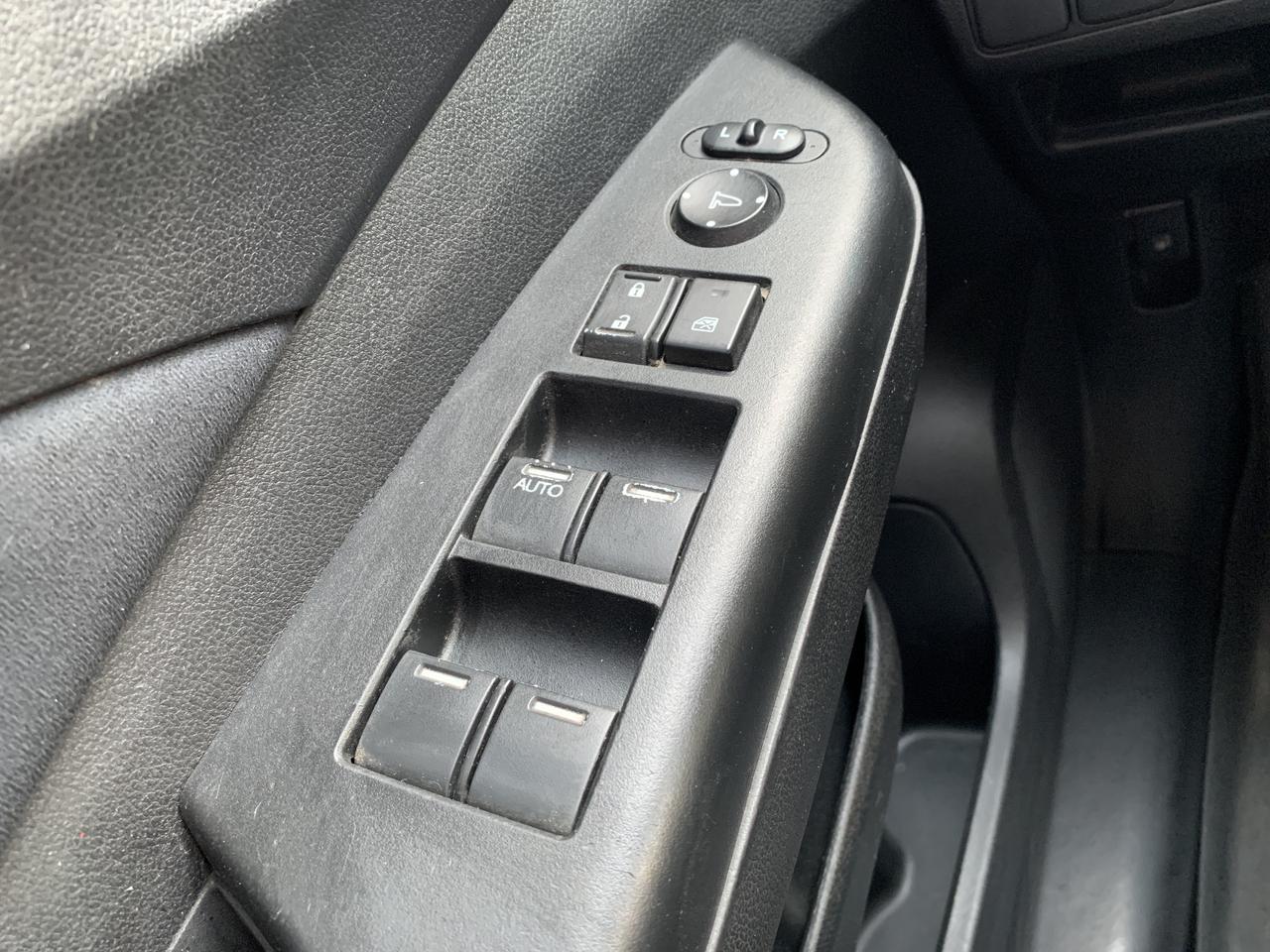 2012 Honda CR-V 2WD 5DR EX Photo
