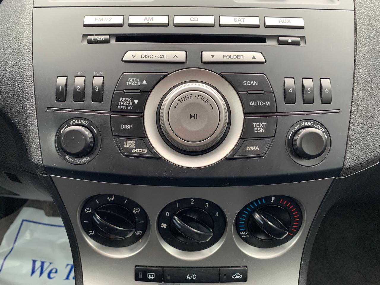 2011 Mazda MAZDA3 4dr HB Sport Auto GX Photo