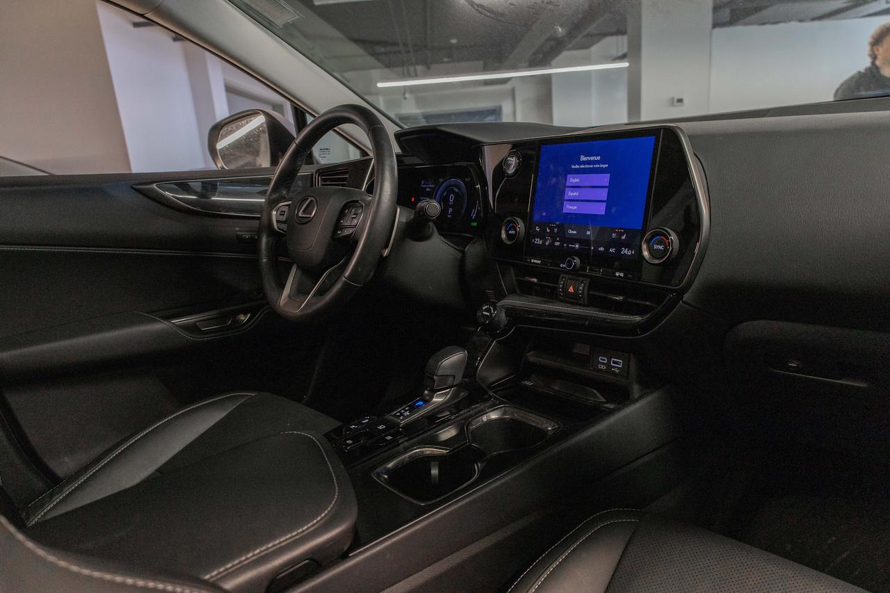 2022 Lexus NX 350h Premium Pkg Safety Certified Welcome Trades Photo