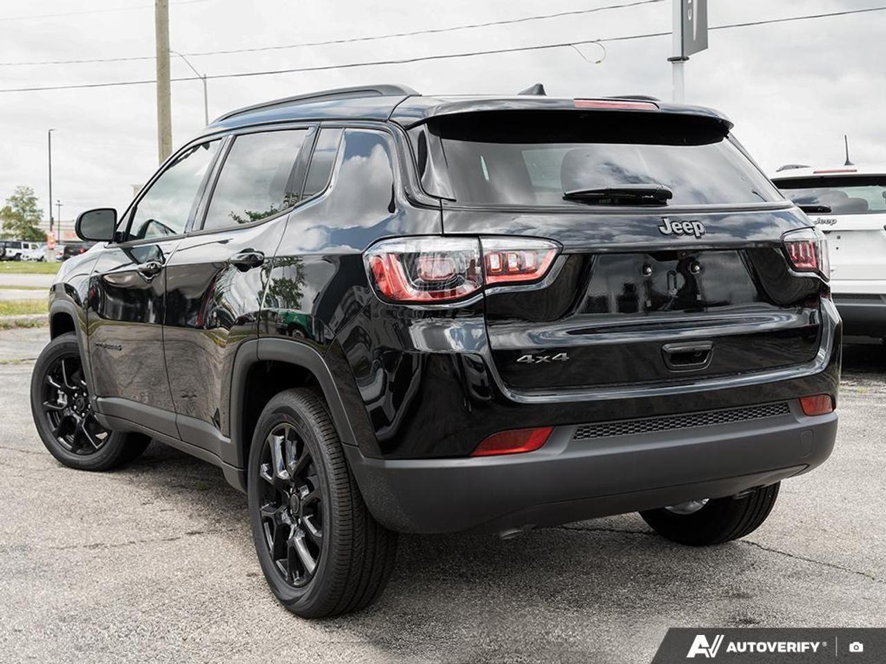 2026 Jeep Compass North 4dr 4x4 Photo3