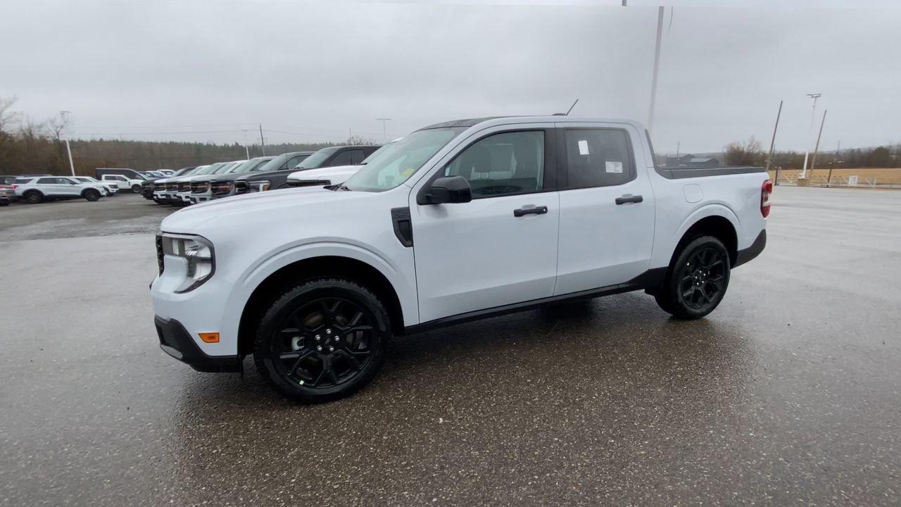 2026 Ford Maverick XLT Photo3
