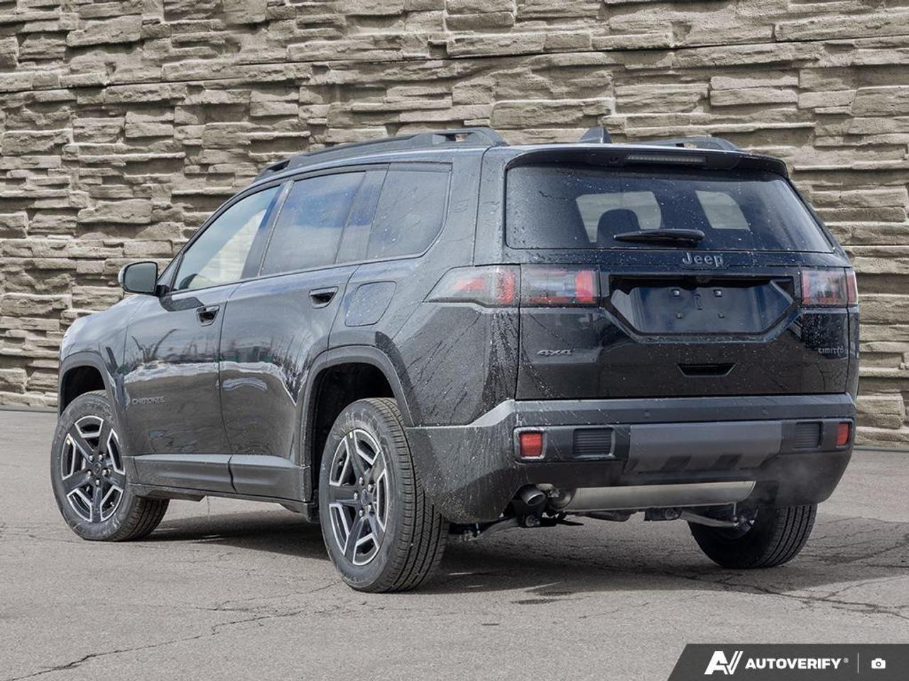 2026 Jeep Cherokee Laredo/Limited 4dr 4x4 Photo