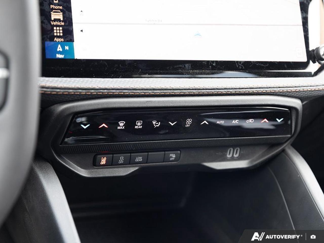 2026 Jeep Cherokee Laredo/Limited 4dr 4x4 Photo