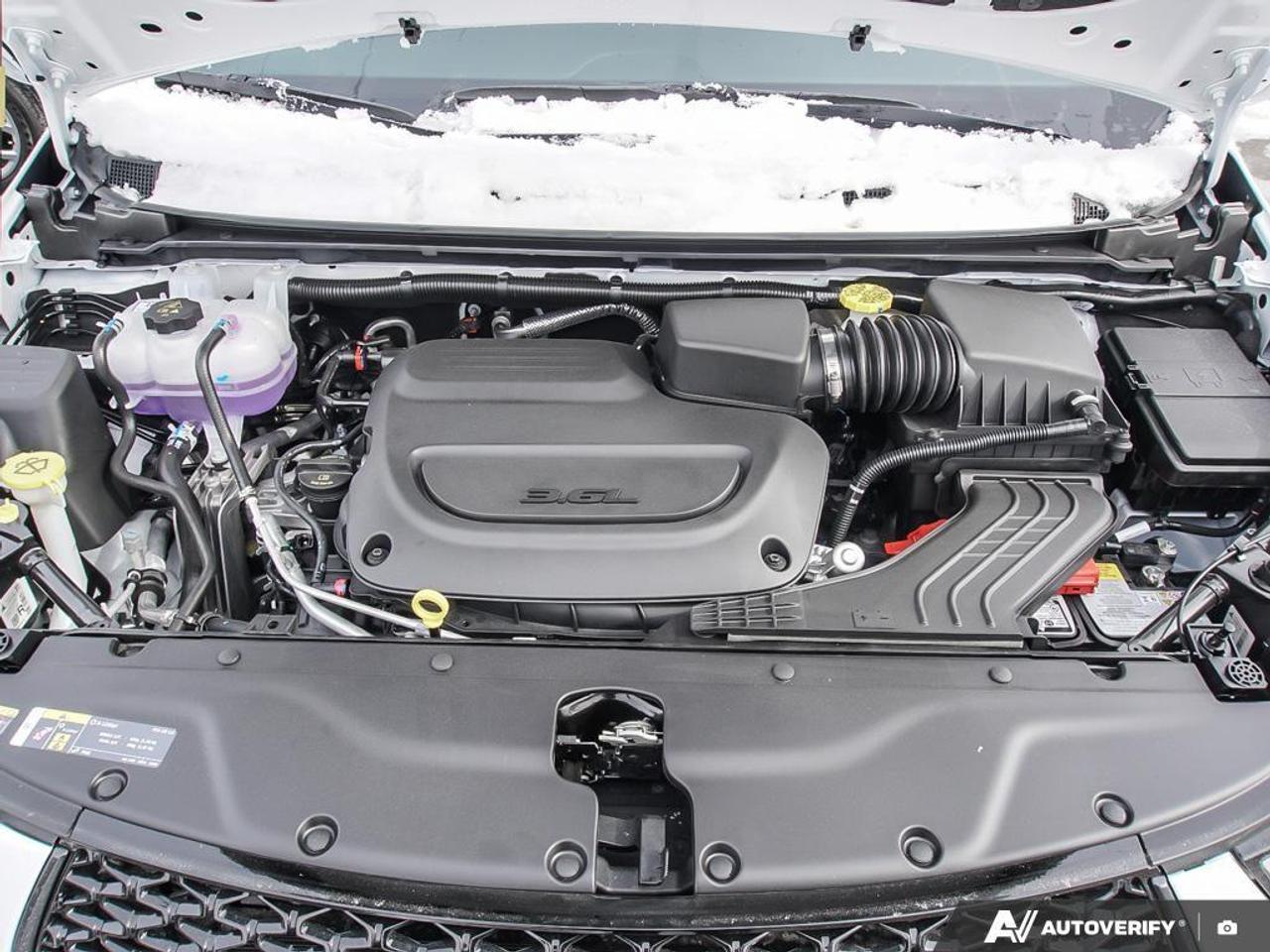 2026 Chrysler Pacifica Select Front-Wheel Drive Passenger Van Photo