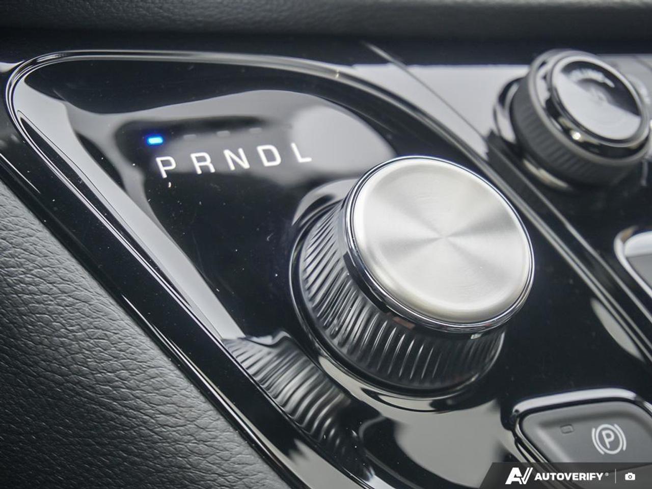 2026 Chrysler Pacifica Select Front-Wheel Drive Passenger Van Photo