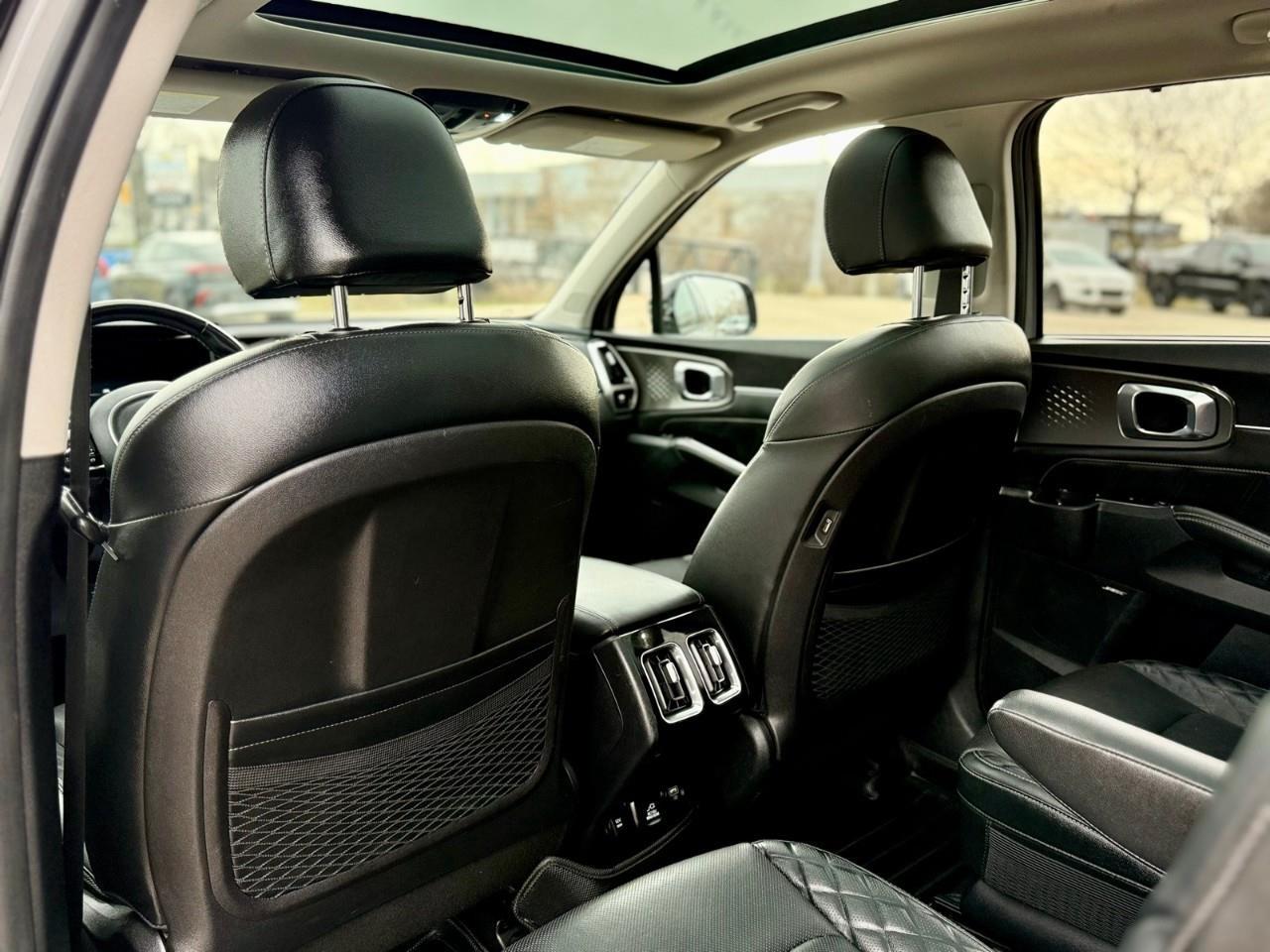 2022 Kia Sorento 2.5T SX w/Black Leather 4dr All-Wheel Drive Photo