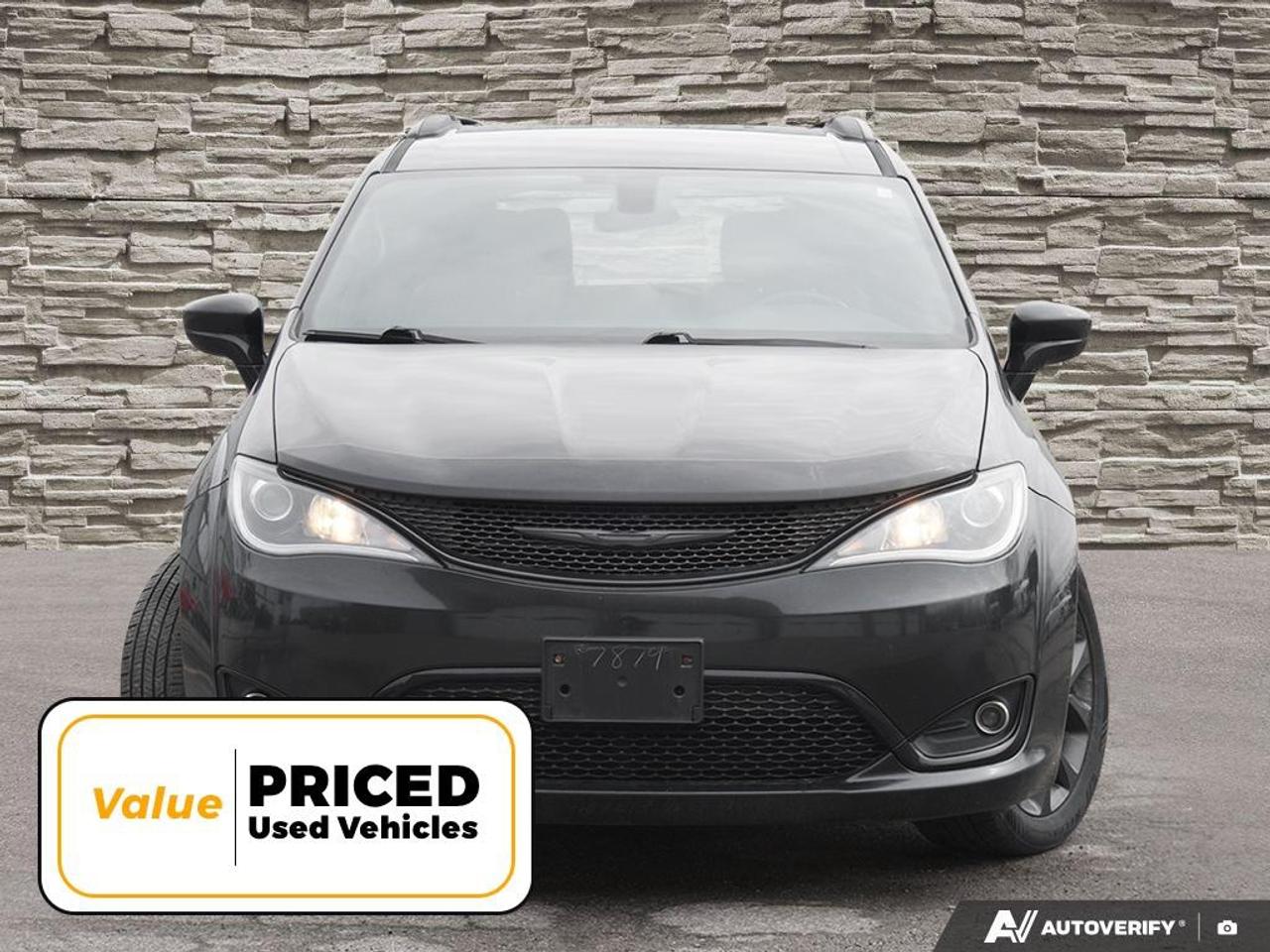 2018 Chrysler Pacifica Touring-L Plus Passenger Van Photo