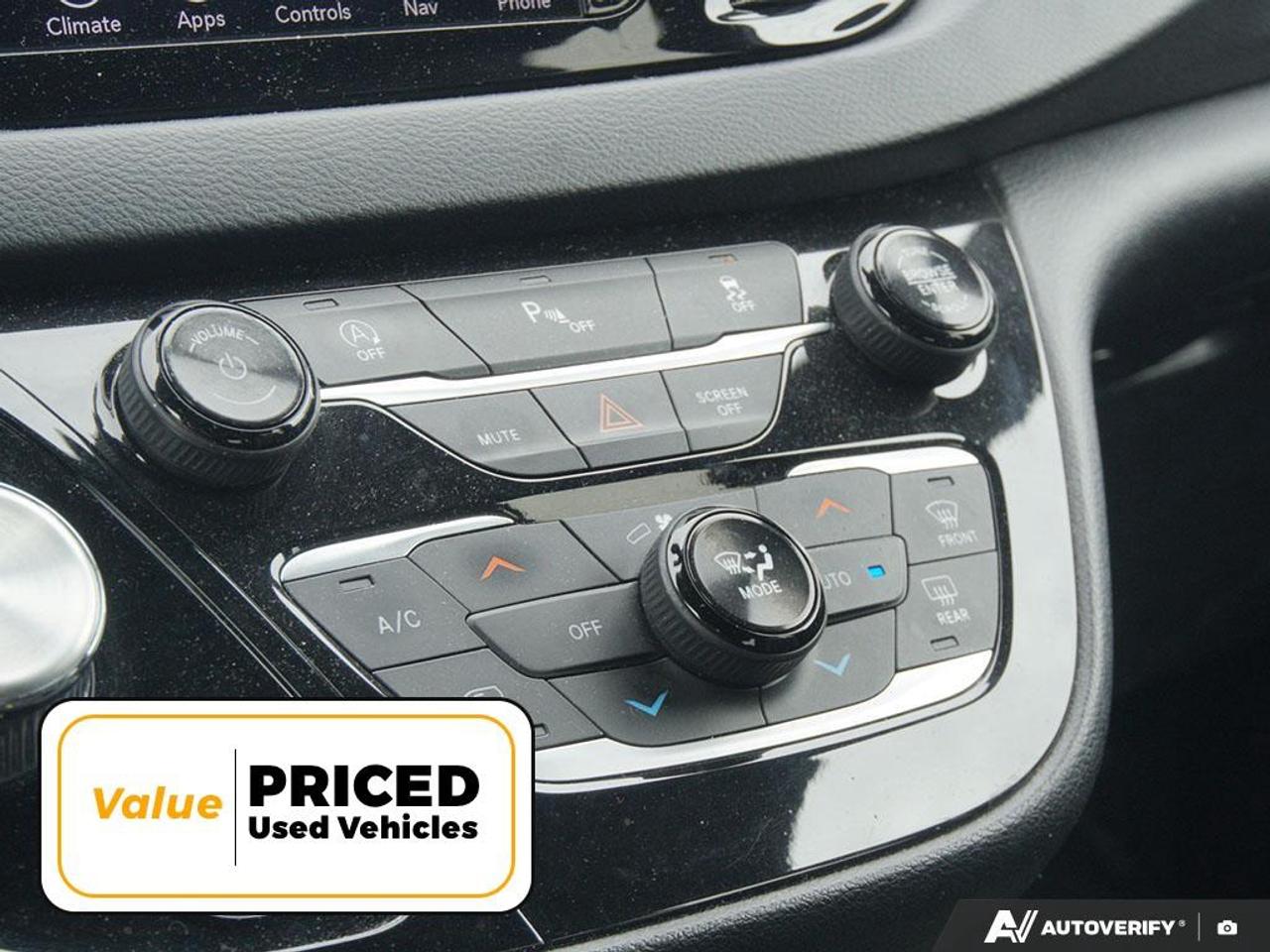 2018 Chrysler Pacifica Touring-L Plus Passenger Van Photo