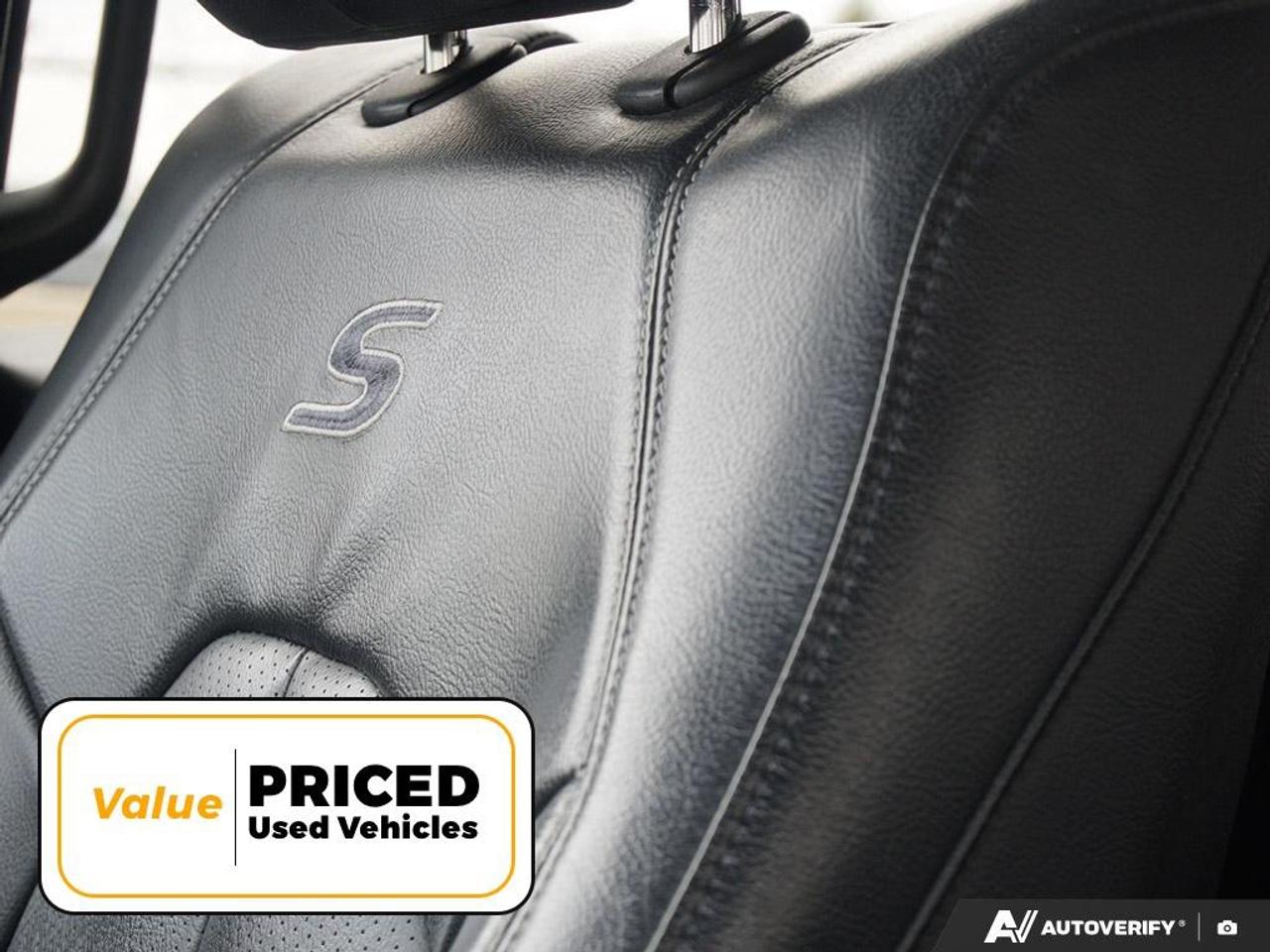 2018 Chrysler Pacifica Touring-L Plus Passenger Van Photo